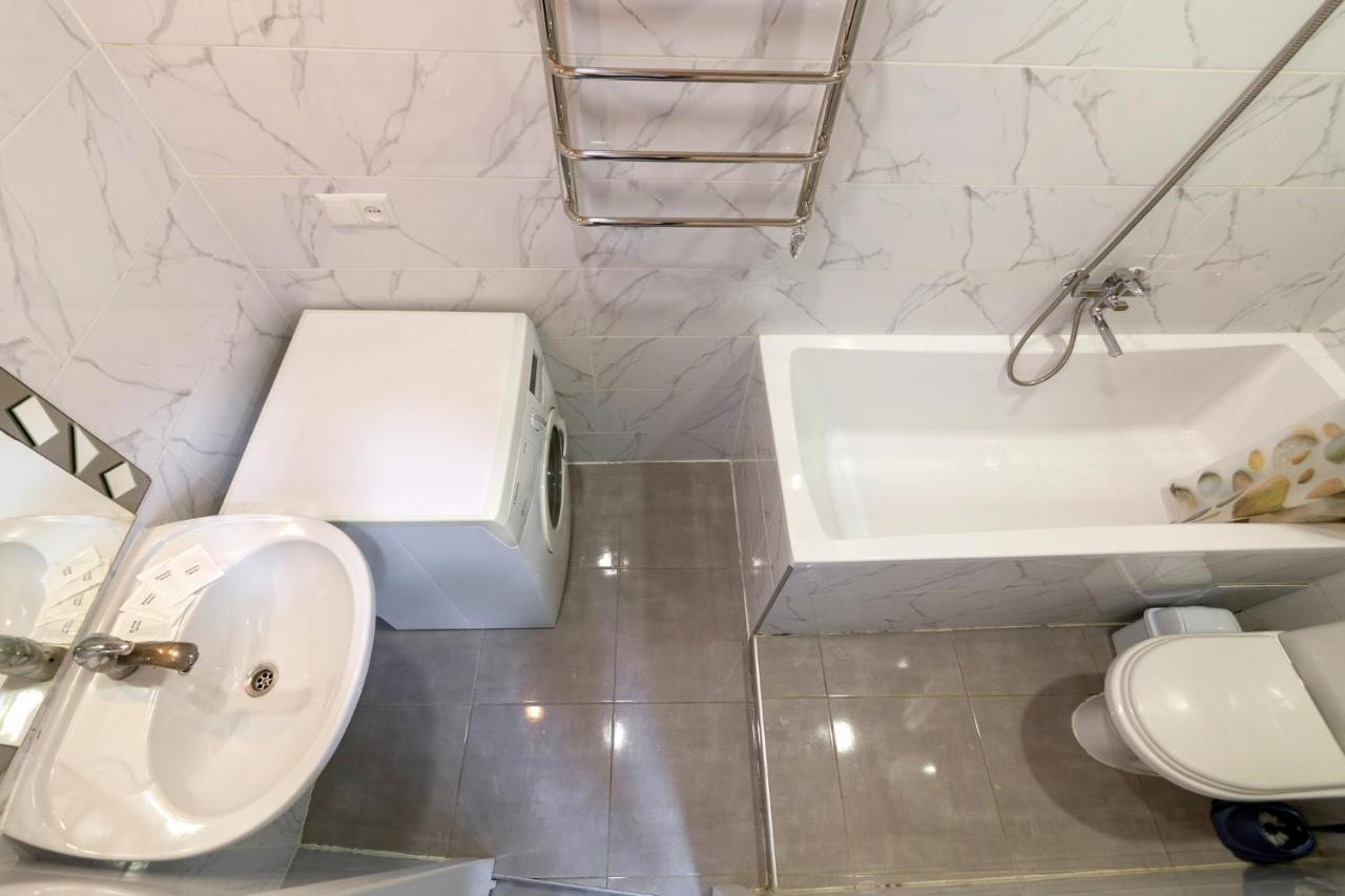 LEOGRAND Apartment Panteleimona Kulisha 27 Lemberg Exterior foto